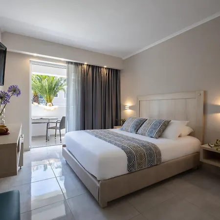 酒店 Marelen Zakynthos 4*